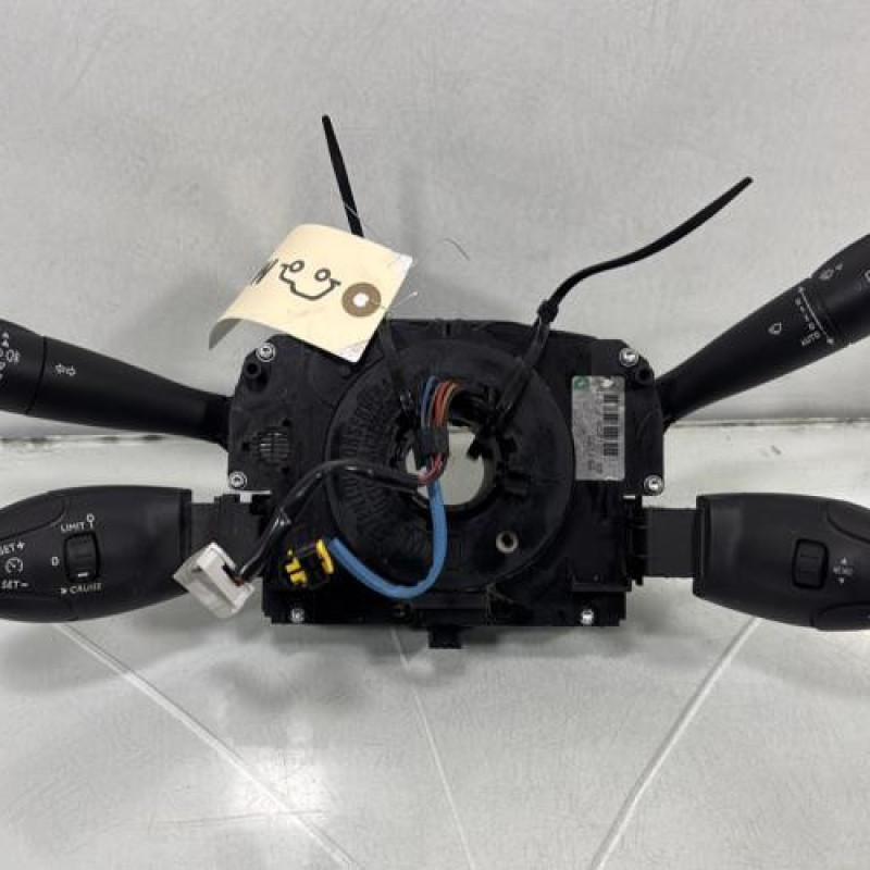 Com (Bloc Contacteur Tournant+Commodo Essuie Glace+Commodo Phare) PEUGEOT 207 Photo n°1