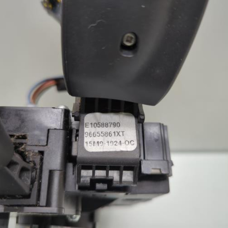 Com (Bloc Contacteur Tournant+Commodo Essuie Glace+Commodo Phare) PEUGEOT 207 Photo n°7