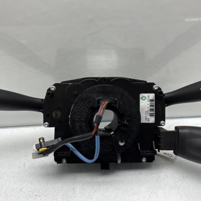 Com (Bloc Contacteur Tournant+Commodo Essuie Glace+Commodo Phare) PEUGEOT 207 Photo n°1