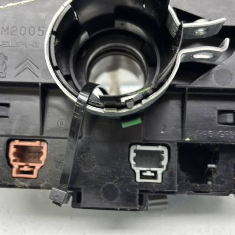 Com (Bloc Contacteur Tournant+Commodo Essuie Glace+Commodo Phare) CITROEN C2 Photo n°8