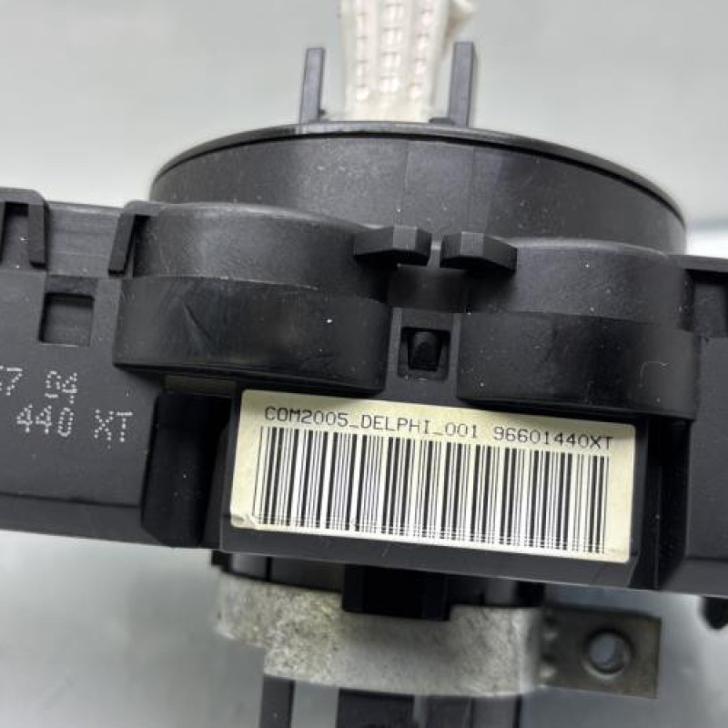 Com (Bloc Contacteur Tournant+Commodo Essuie Glace+Commodo Phare) CITROEN C2 Photo n°9