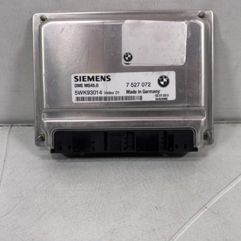 Calculateur moteur BMW Z4 E85 Photo n°1