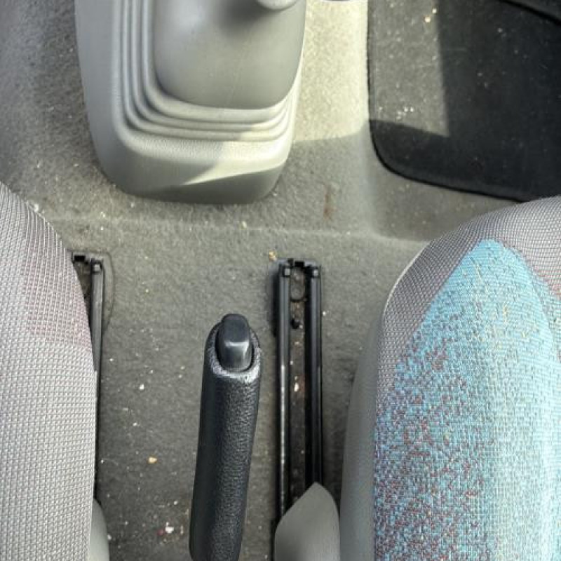 Ceinture avant gauche RENAULT TWINGO 1 Photo n°16