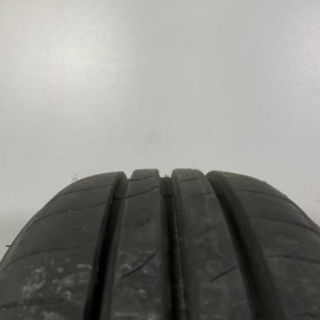 Pneu  