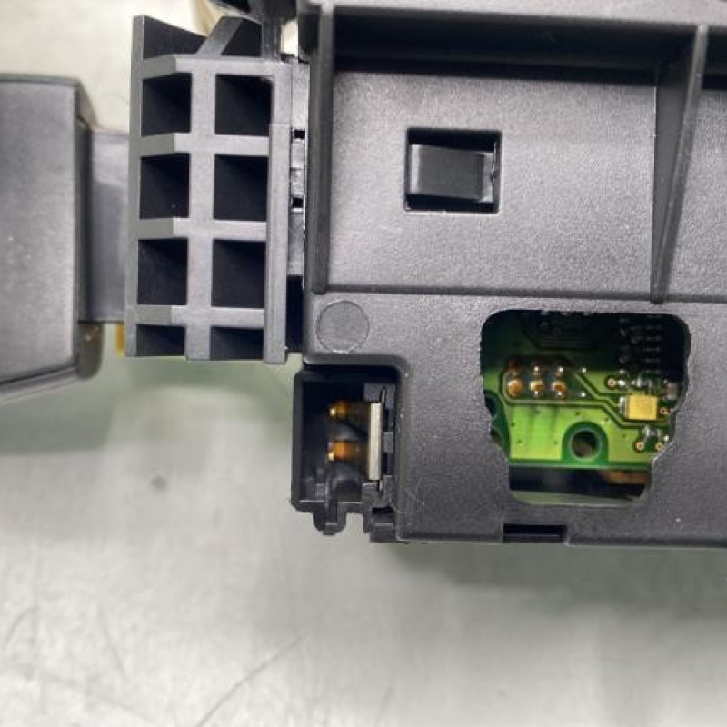 Com (Bloc Contacteur Tournant+Commodo Essuie Glace+Commodo Phare) CITROEN XSARA PICASSO Photo n°6