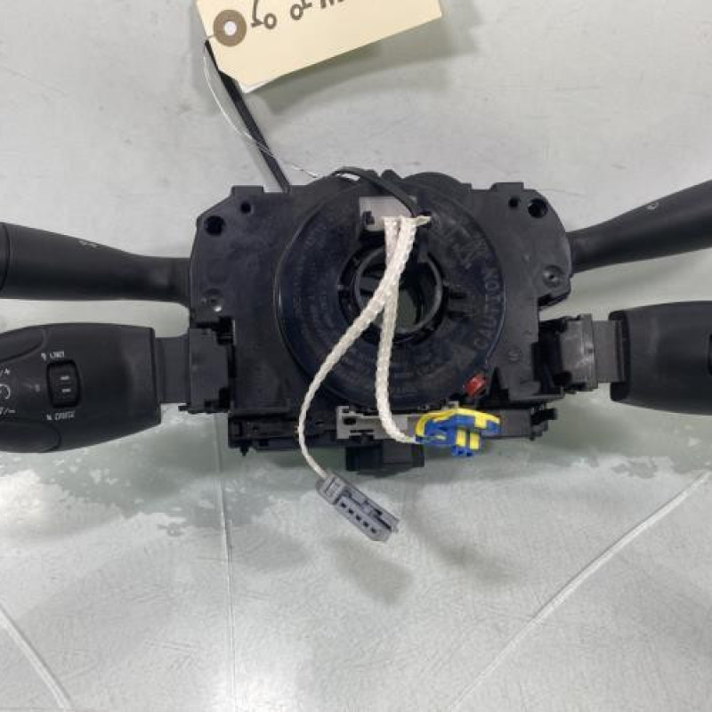 Com (Bloc Contacteur Tournant+Commodo Essuie Glace+Commodo Phare) PEUGEOT PARTNER 2 Photo n°1