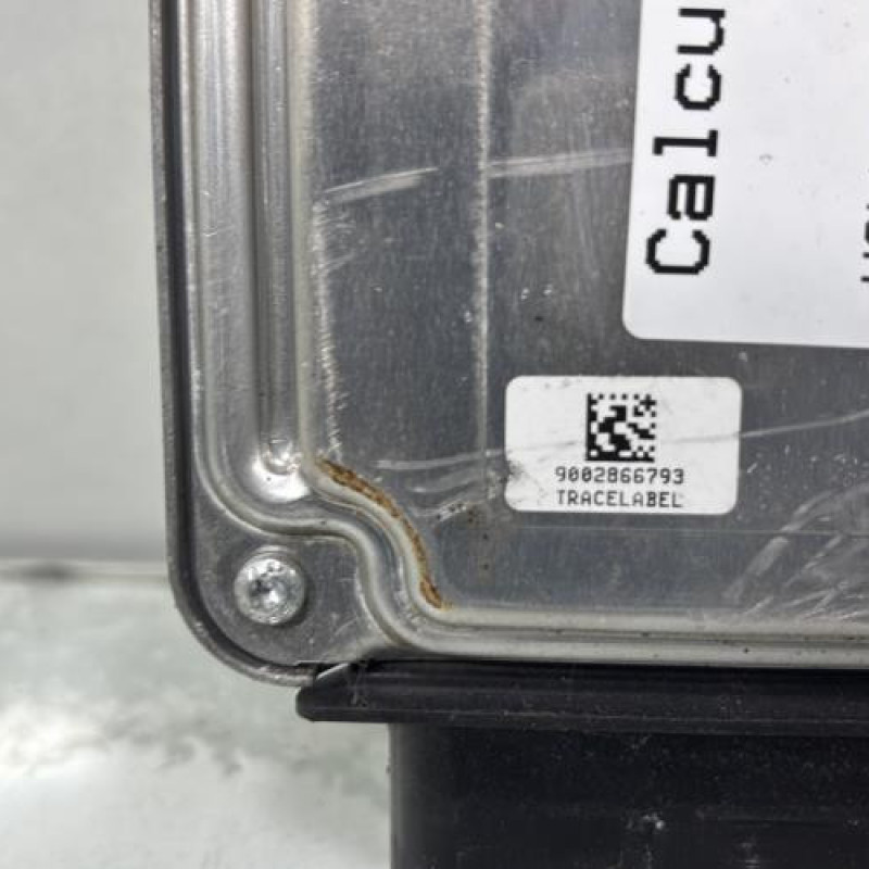Calculateur moteur VOLKSWAGEN GOLF 6 Photo n°5
