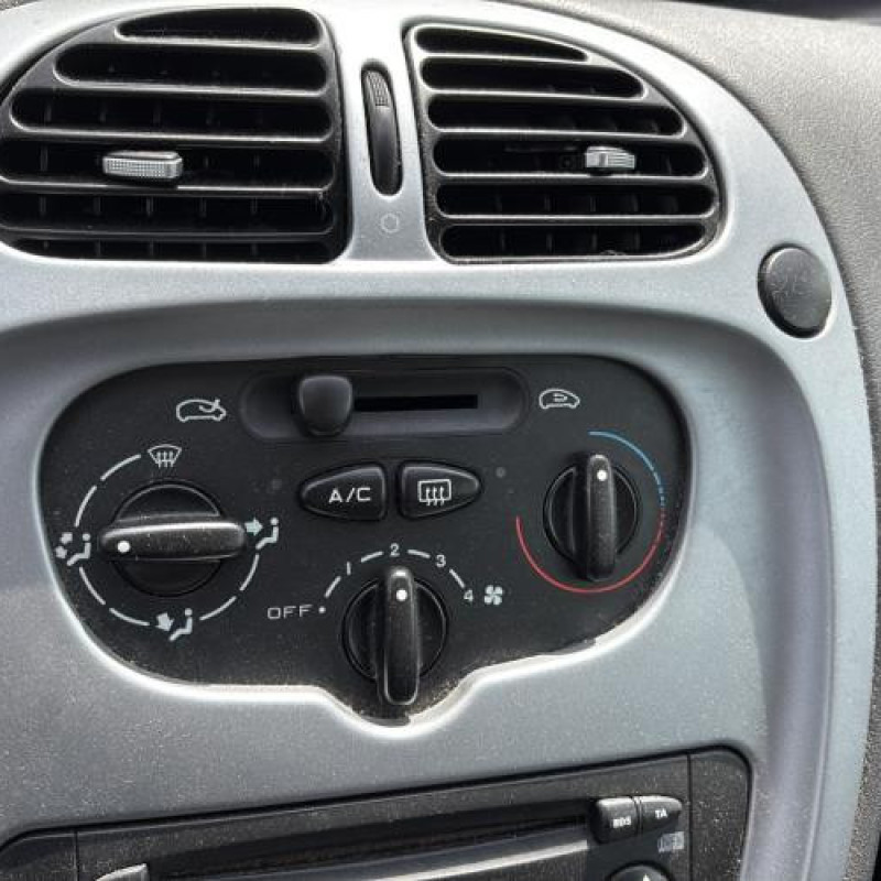 Commande chauffage CITROEN XSARA PICASSO Photo n°20