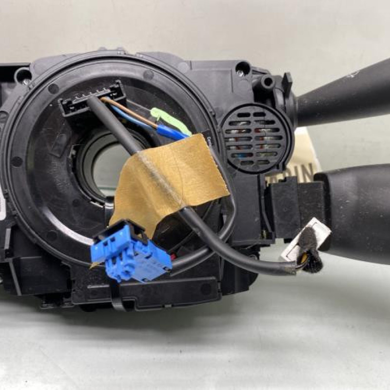 Com (Bloc Contacteur Tournant+Commodo Essuie Glace+Commodo Phare) CITROEN C3 2 Photo n°4