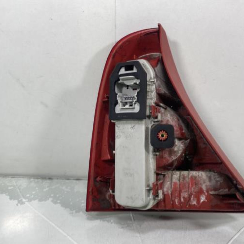 Feu arriere principal droit (feux) RENAULT CLIO 2 Photo n°3