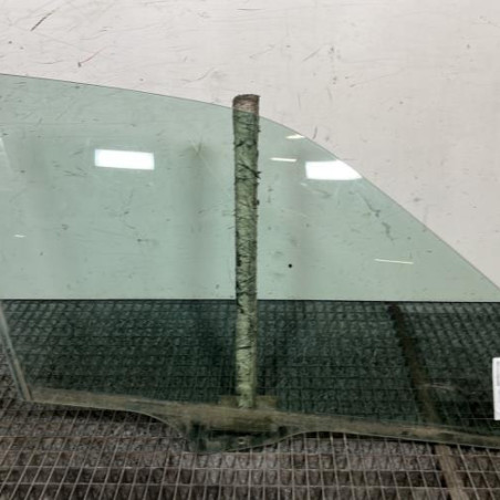 Vitre avant droit PEUGEOT 406 Photo n°1