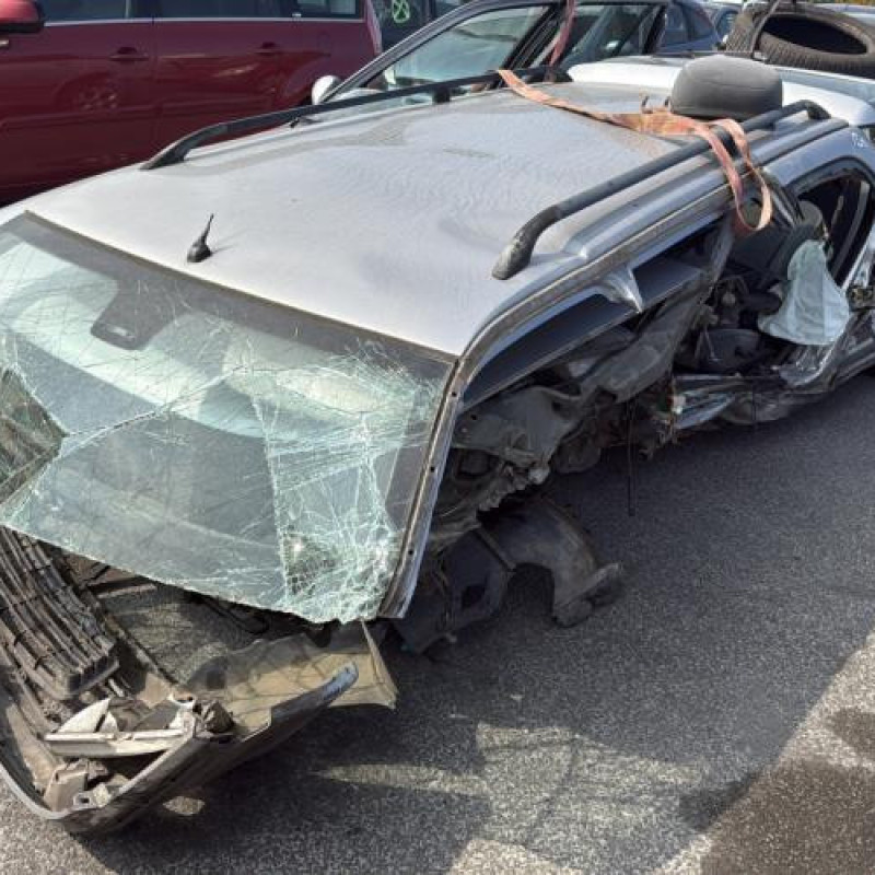 Vitre avant droit PEUGEOT 406 Photo n°11