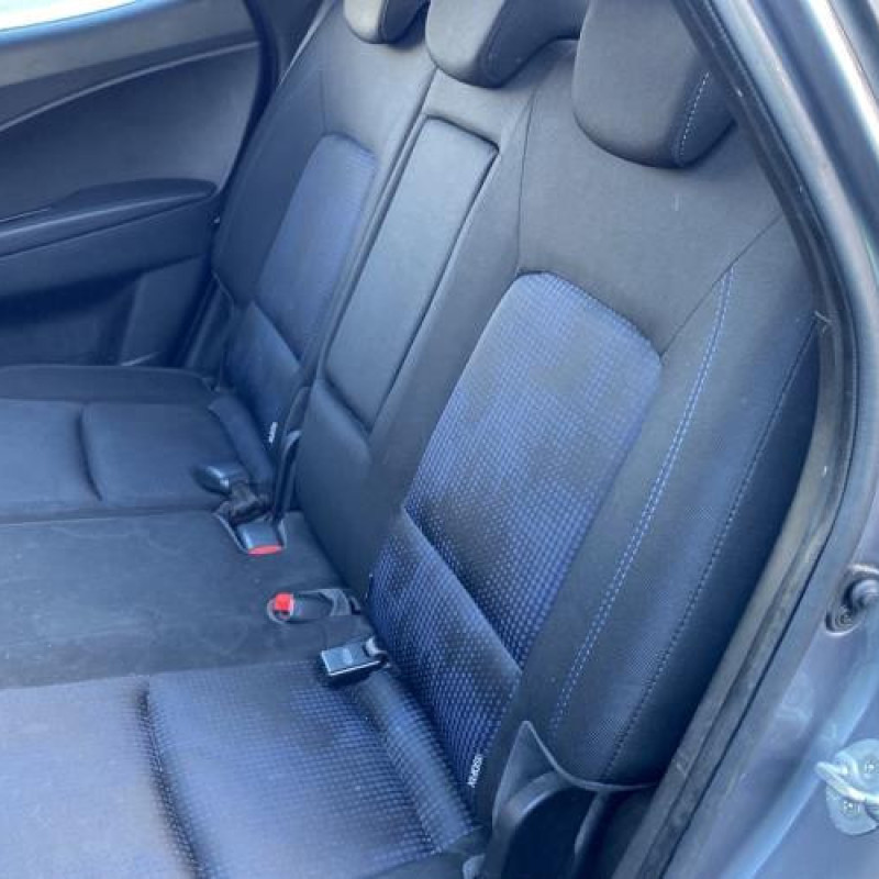 Absorbeur de pare choc arriere HYUNDAI IX 20 Photo n°19