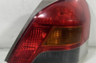 Feu arriere principal droit (feux) TOYOTA YARIS 2 Photo n°1