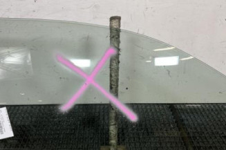 Vitre avant droit BMW SERIE 3 E46 Photo n°1