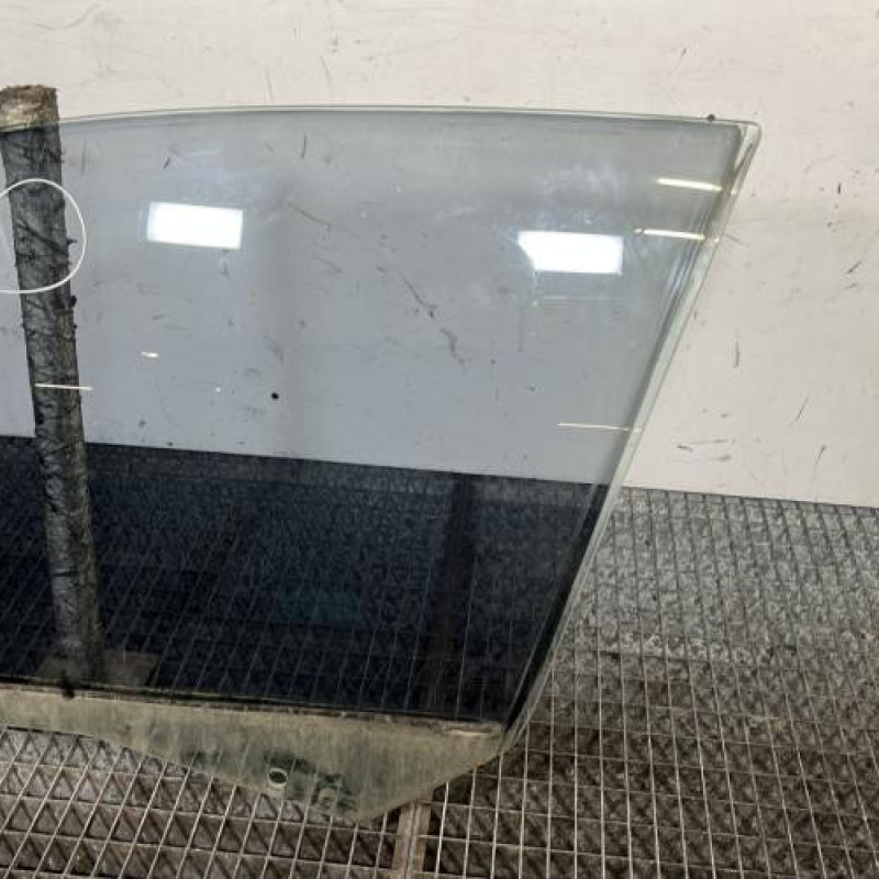 Vitre avant gauche BMW SERIE 3 E46 Photo n°3