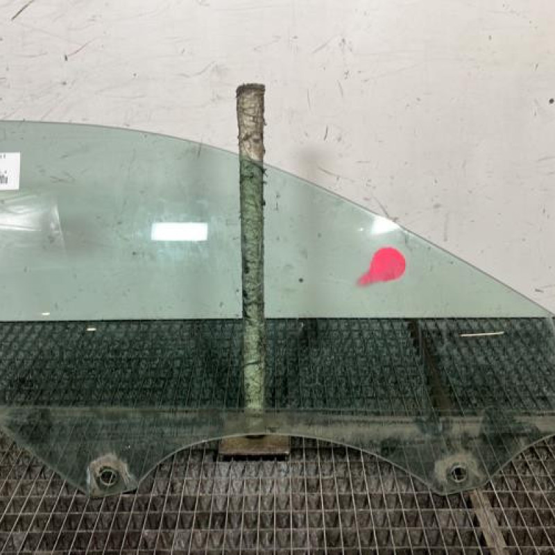 Vitre avant droit AUDI A3 2 Photo n°1