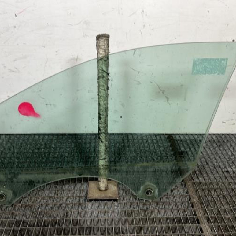 Vitre avant droit AUDI A3 2 Photo n°4