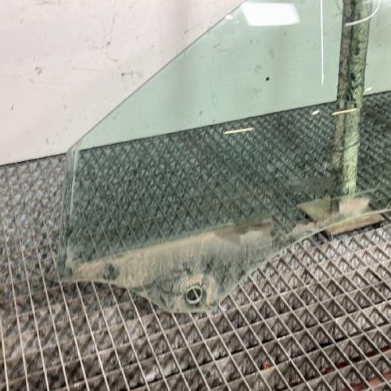 Vitre avant gauche AUDI A3 2 Photo n°2