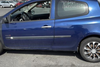 Feu arriere principal gauche (feux) RENAULT CLIO 3