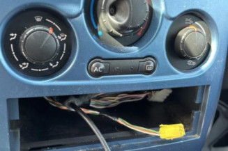 Feu arriere principal gauche (feux) RENAULT CLIO 3