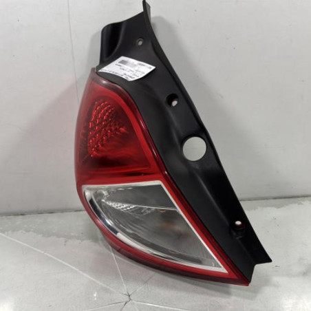 Feu arriere principal gauche (feux) RENAULT CLIO 3 Photo n°1