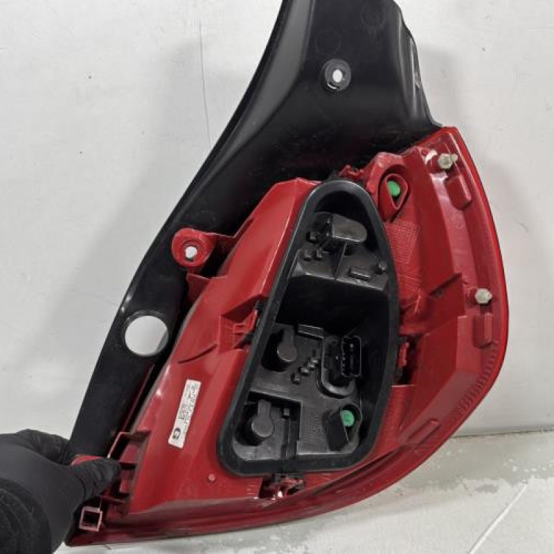 Feu arriere principal gauche (feux) RENAULT CLIO 3 Photo n°2