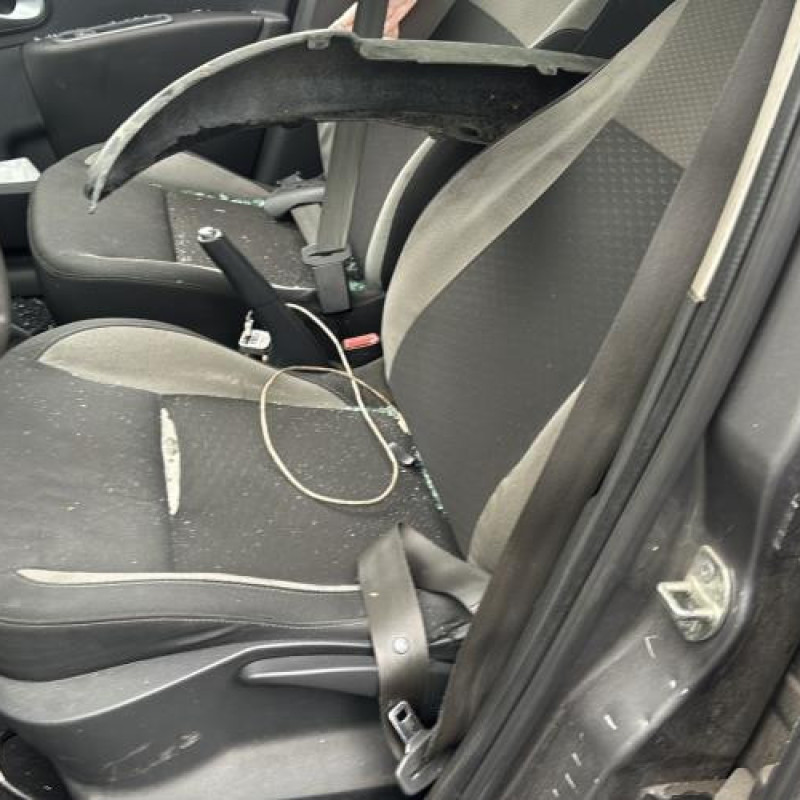 Feu arriere principal gauche (feux) RENAULT CLIO 3 Photo n°15