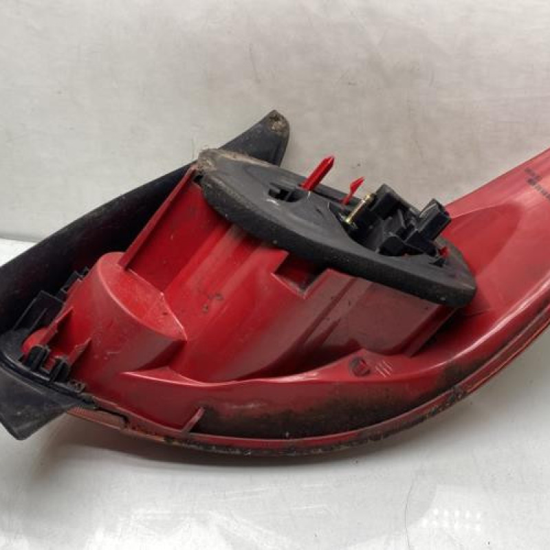 Feu arriere principal gauche (feux) PEUGEOT 206 Photo n°4