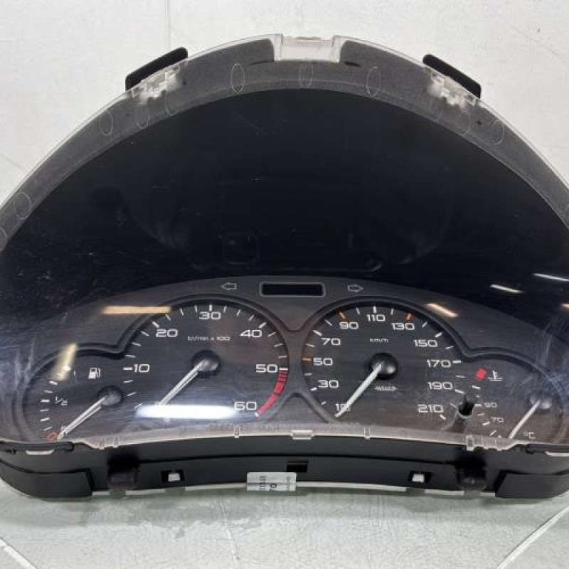 Compteur PEUGEOT 206 Photo n°1