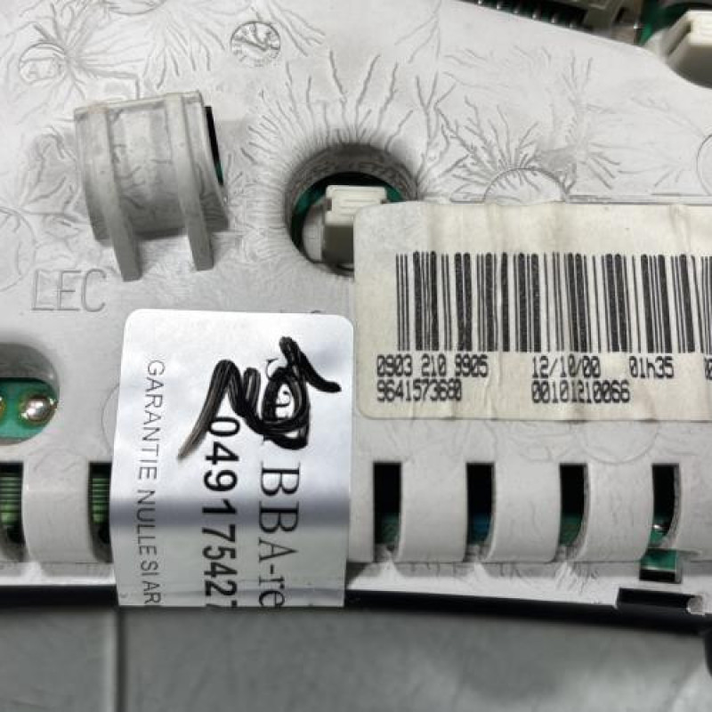 Compteur PEUGEOT 206 Photo n°6