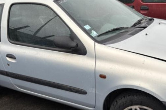 Feu arriere principal gauche (feux) RENAULT CLIO 2