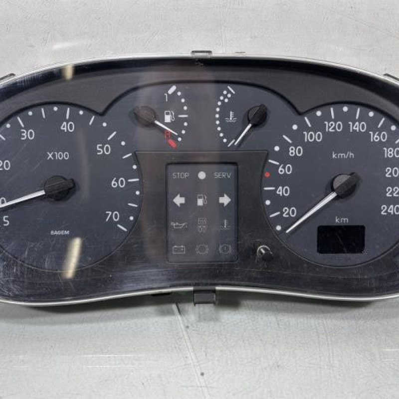 Compteur RENAULT CLIO 2 Photo n°1
