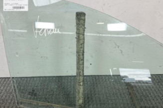 Vitre avant droit PEUGEOT 208 1 Photo n°1