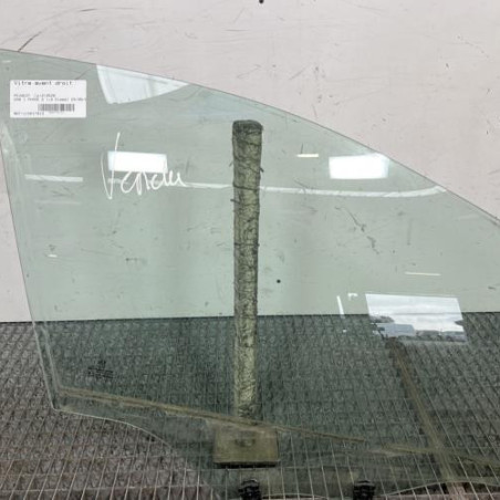 Vitre avant droit PEUGEOT 208 1 Photo n°1