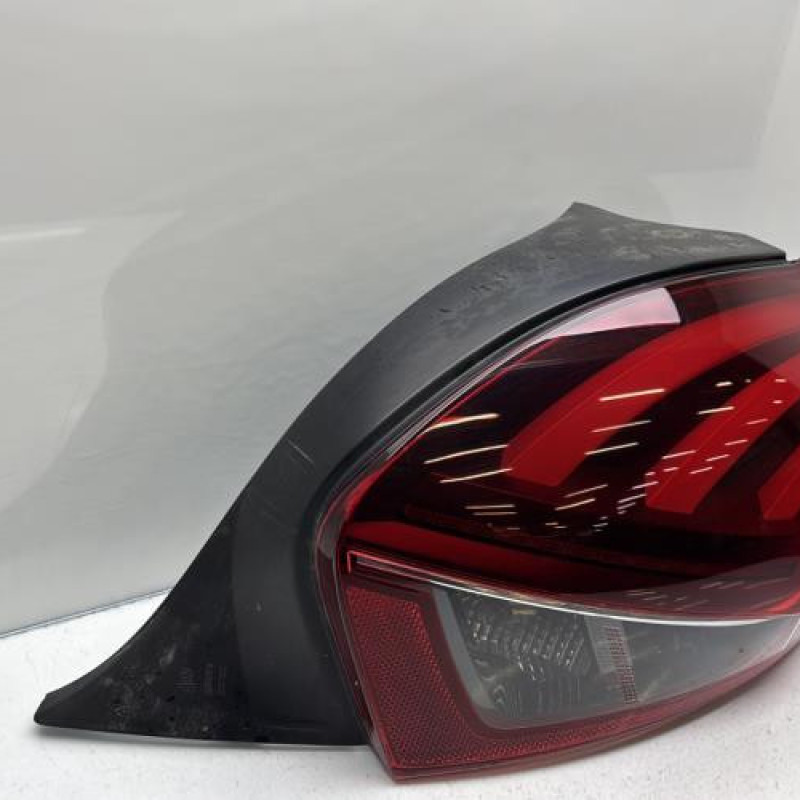 Feu arriere principal droit (feux) PEUGEOT 208 1 Photo n°3