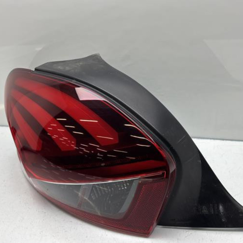 Feu arriere principal gauche (feux) PEUGEOT 208 1 Photo n°3