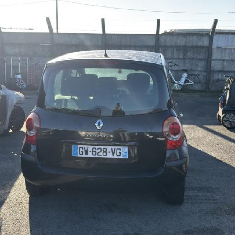 Feu arriere principal droit (feux) RENAULT MODUS Photo n°8