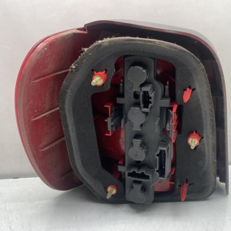 Feu arriere principal droit (feux) VOLKSWAGEN POLO 3 Photo n°2