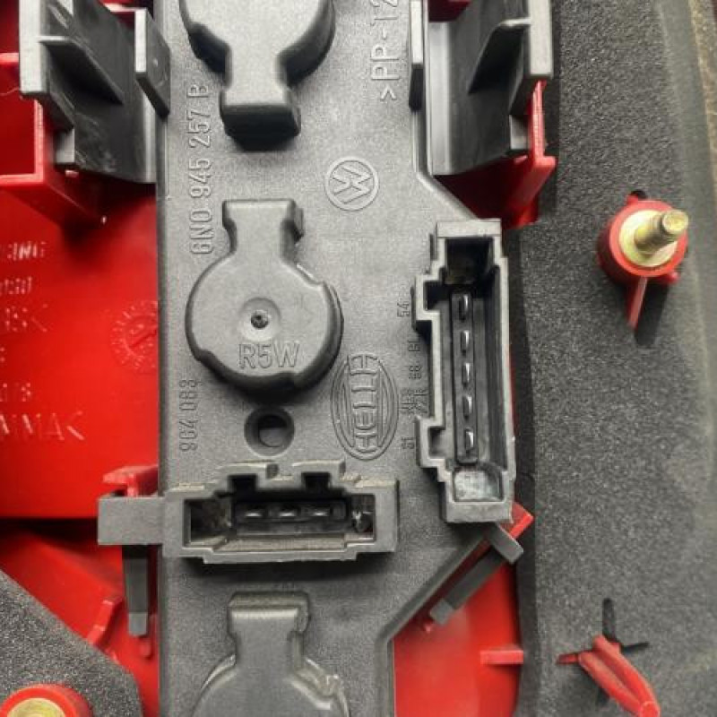 Feu arriere principal droit (feux) VOLKSWAGEN POLO 3 Photo n°4