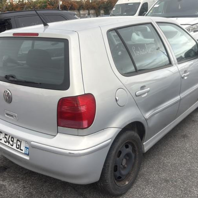 Feu arriere principal gauche (feux) VOLKSWAGEN POLO 3 Photo n°8
