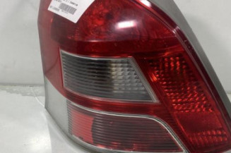 Feu arriere principal gauche (feux) TOYOTA YARIS 2 Photo n°1