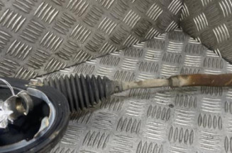 Cremaillere assistee TOYOTA YARIS 2