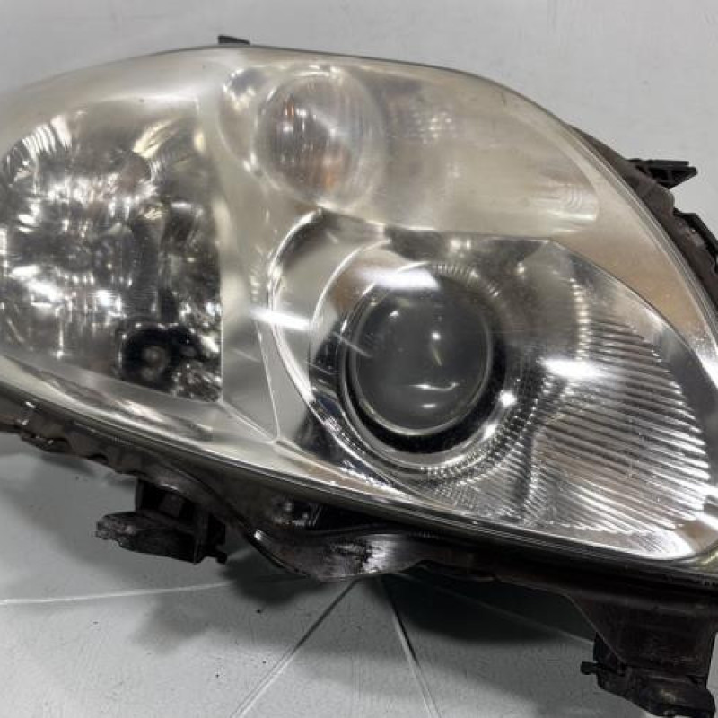 Feu arriere principal droit (feux) TOYOTA AURIS 1 Photo n°4