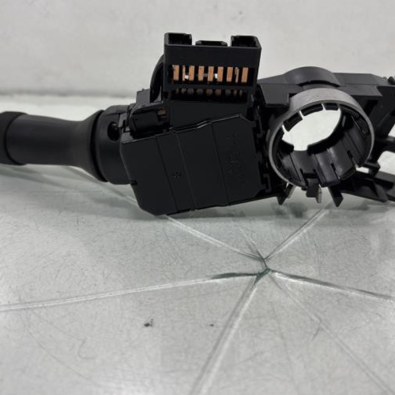 Commodo phare TOYOTA AURIS 1 Photo n°2