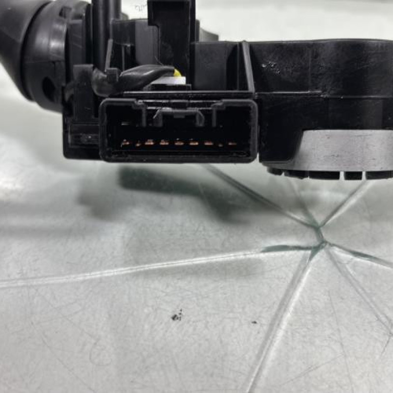 Commodo phare TOYOTA AURIS 1 Photo n°3