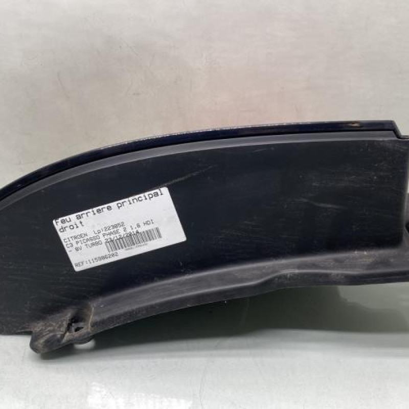 Feu arriere principal droit (feux) CITROEN C3 PICASSO Photo n°2
