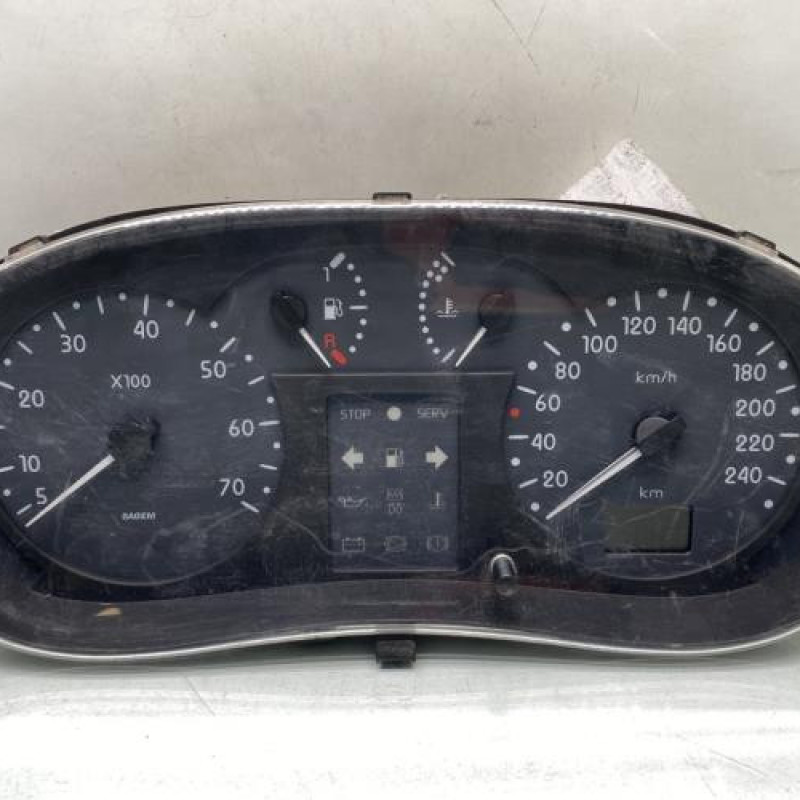 Compteur RENAULT CLIO 2 Photo n°1