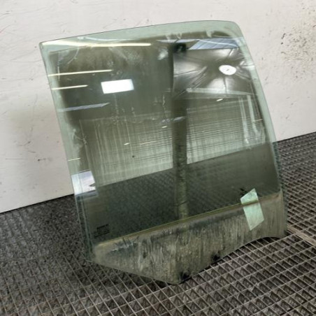 Vitre arriere droit RENAULT CLIO 2