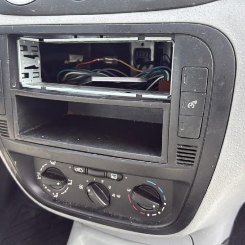 Feu arriere principal droit (feux) CITROEN C3 1 Photo n°19